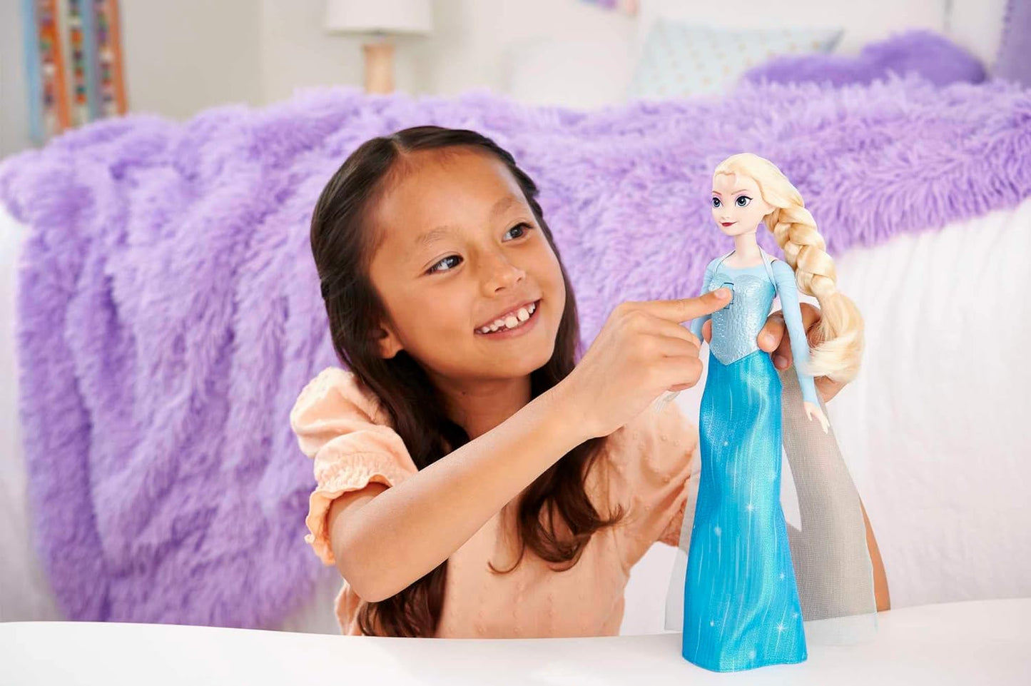Disney Frozen Elsa Eiskönigin Puppe Actionfigur Sammelfigur Spielzeug HMG32 Mattel