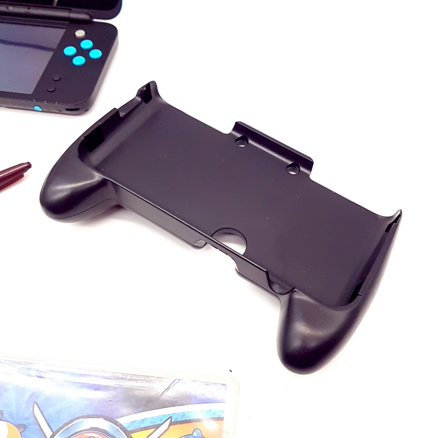 New Nintendo 2DS XL Konsole schwarz türkis - gebraucht - gut bis sehr gut + 5 Spiele