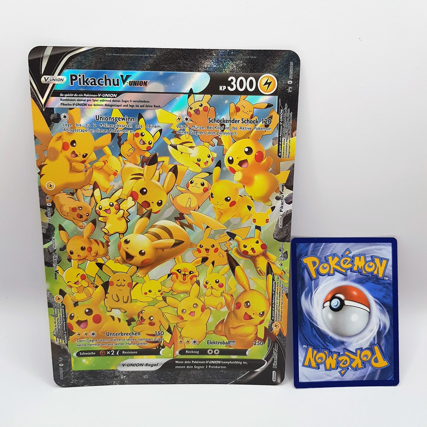 Pikachu V-Union SWSH141 XXL Oversized Jumbo Pokemonkarte Black Star Promo Mint